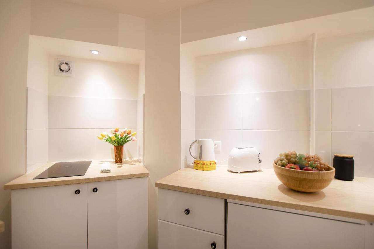 Bel Appartement Idealement Situe - Tour Eiffel ปารีส ภายนอก รูปภาพ